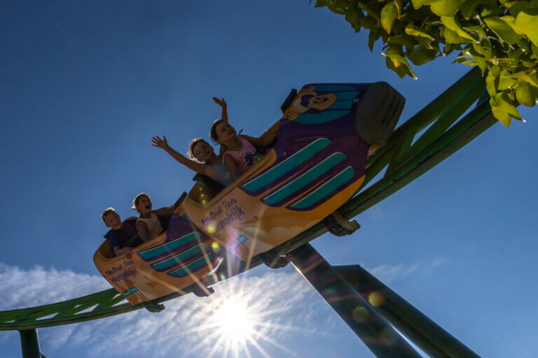 BillyBird Hemelrijk opent familieachtbaan