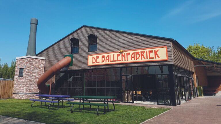 Ballenfabriek