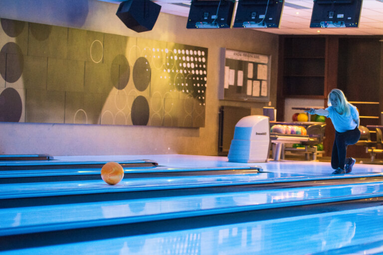 € 5,- korting op bowlen