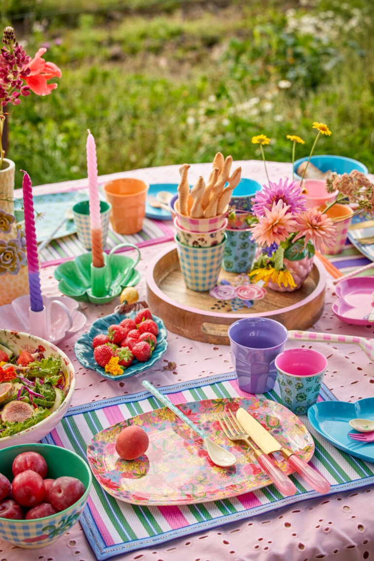 Grand prize: Childrens dinnerware set from RICE